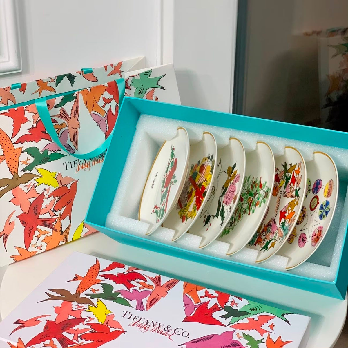 Tiffany & Co. x Andy Warhol Festive Bone China Set of 6 Dessert Plates