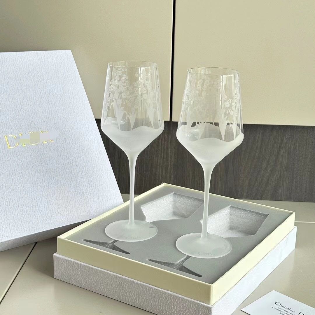 Christian Dior Light Luxury Lily of the Valley Pattern Crystal Glass Gift Box
