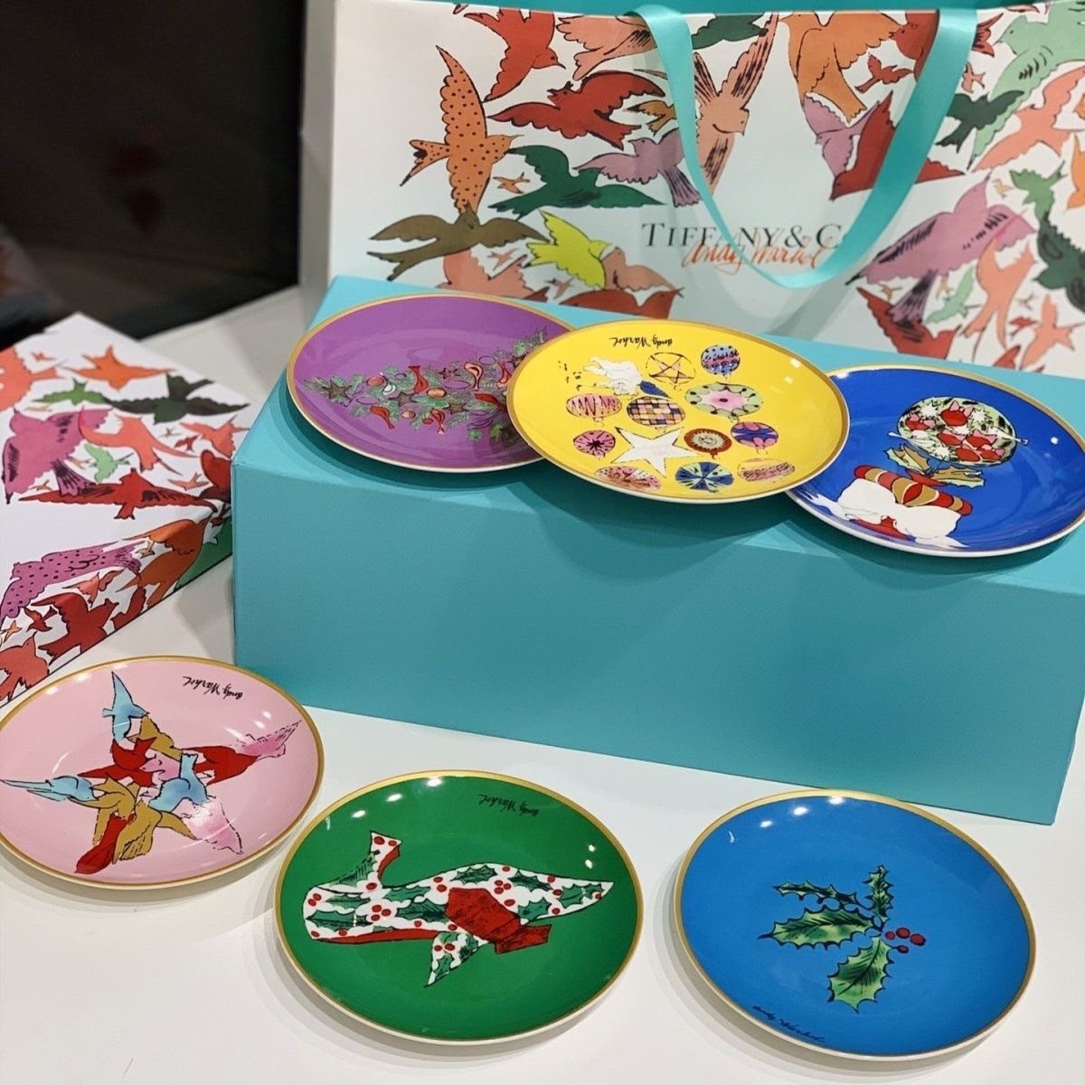 Tiffany & Co. x Andy Warhol Festive Bone China Set of 6 Dessert Plates