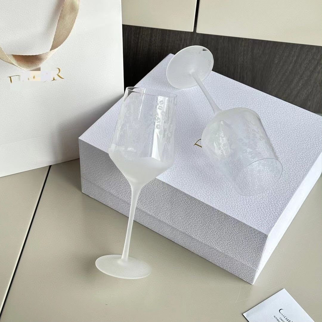 Christian Dior Light Luxury Lily of the Valley Pattern Crystal Glass Gift Box