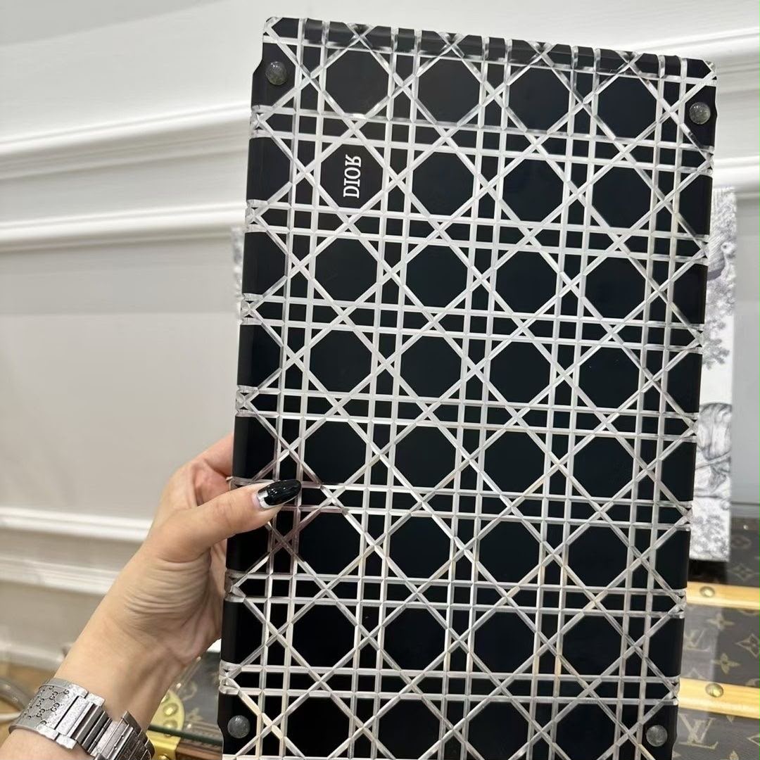 Christian Dior Checkered Pattern American Style Square Acrylic Resin Dishwasher Safe Transparent Glass Storage Tray