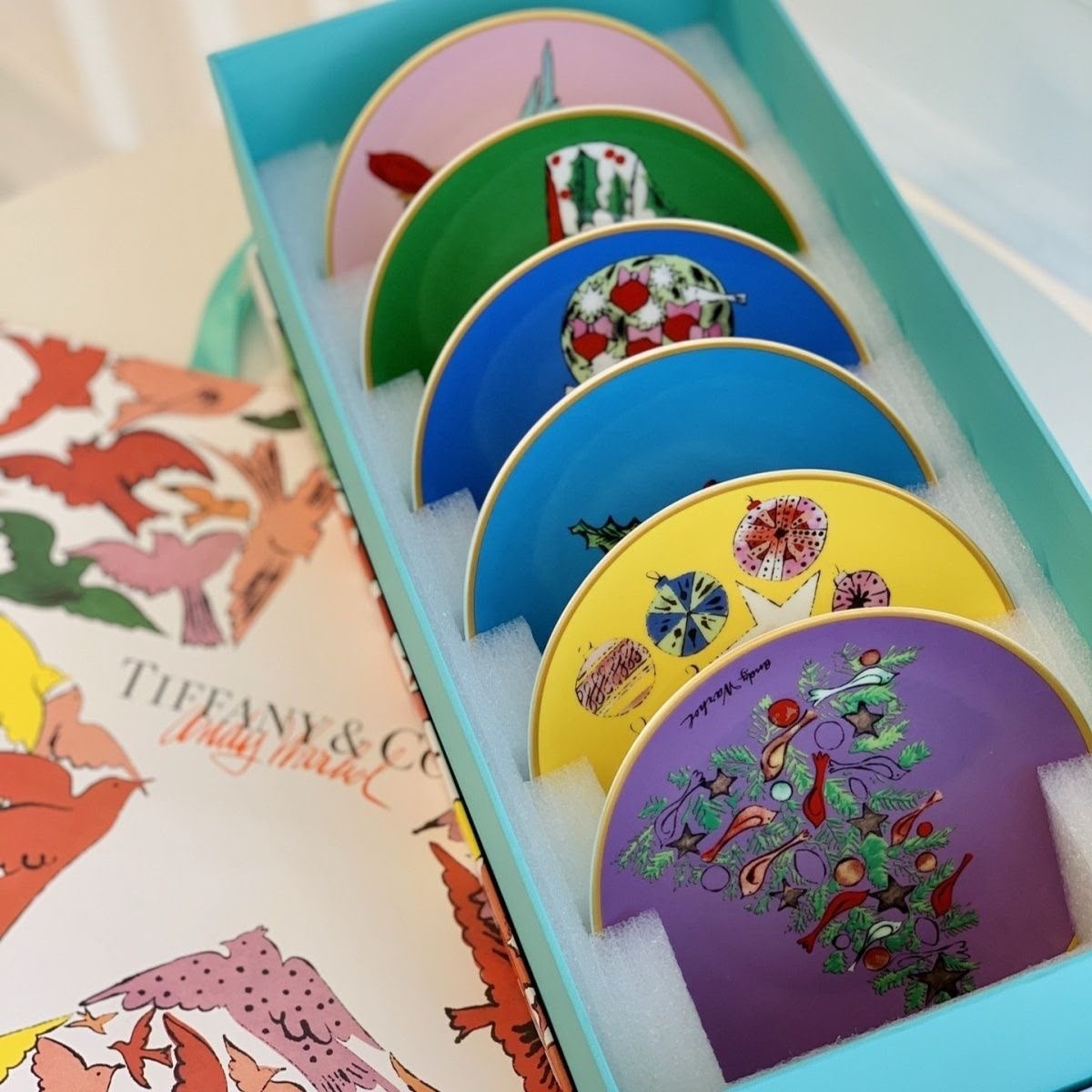 Tiffany & Co. x Andy Warhol Festive Bone China Set of 6 Dessert Plates